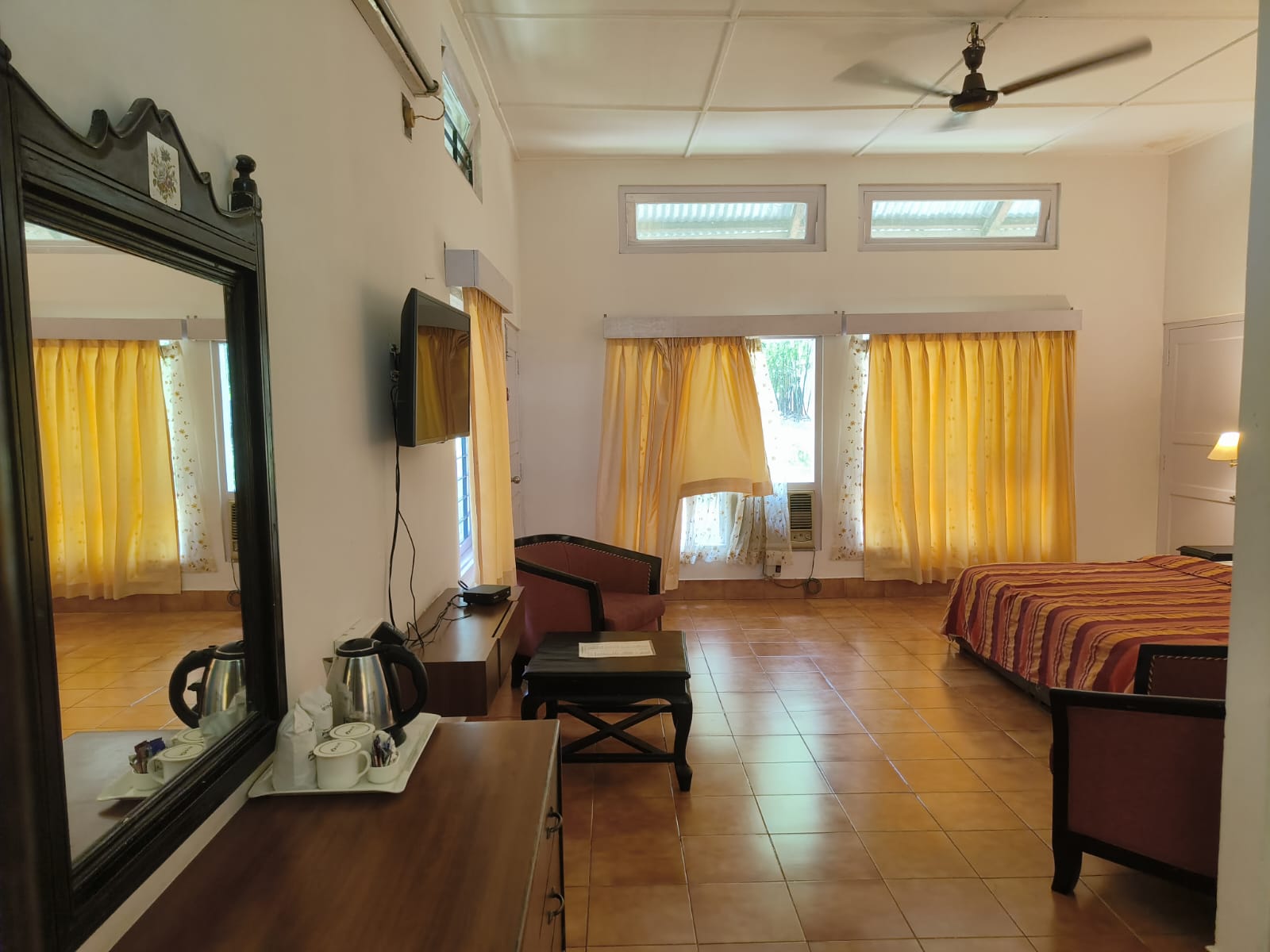 Bon Habi Resort spacious room